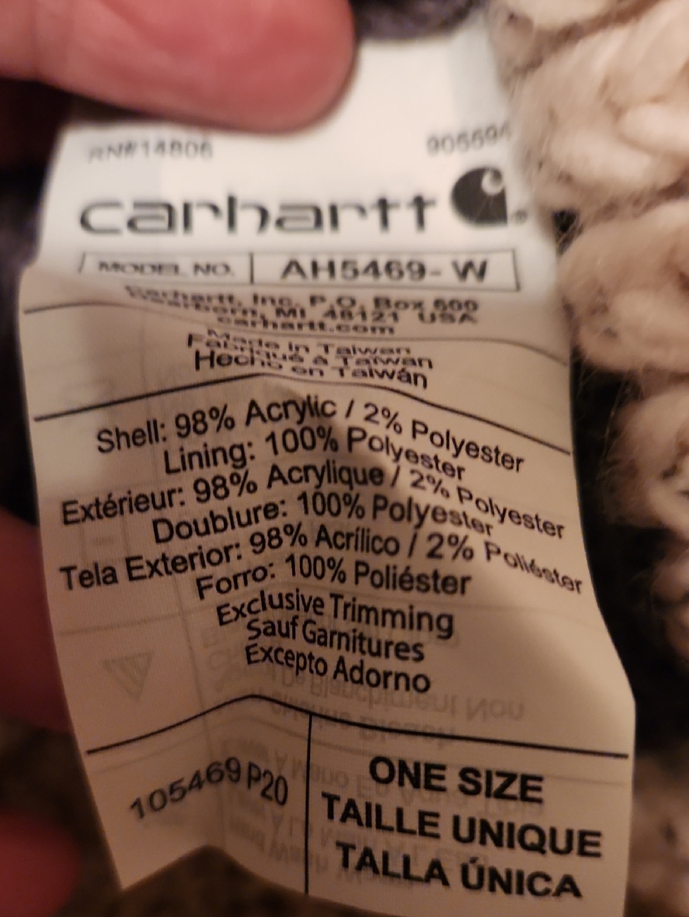 NWT Carhartt Cream Chunky Knit Pom Beanie - Picture 4 of 9
